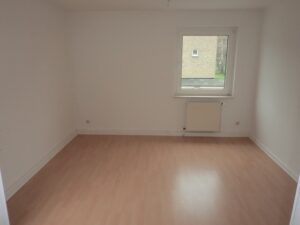 Kösliner Str 8, 1 OG rechts (9)