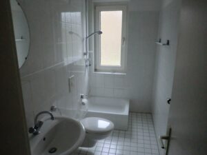 Kösliner Str 8, 1 OG rechts (2)