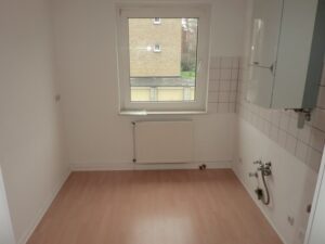 Kösliner Str 8, 1 OG rechts (8)