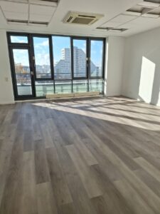 20251103_105943_resized