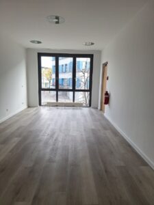 20251103_104657_resized