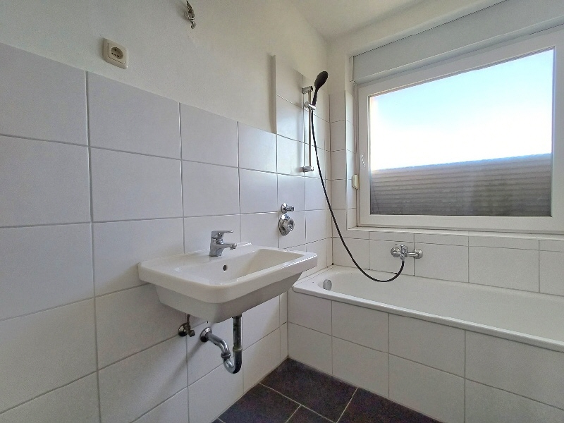 4-Zimmer-Wohnung mit Balkon - Foto 3